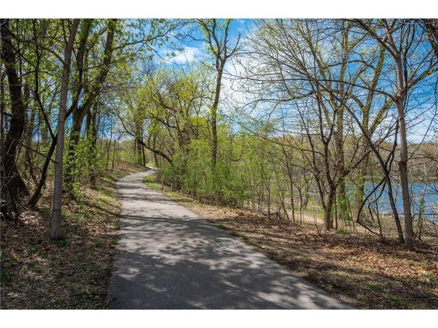5607 Pompano Drive, Minnetonka, MN 55343