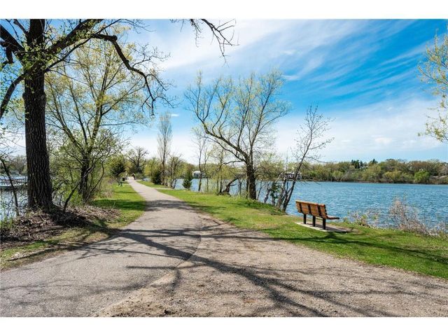 5607 Pompano Drive, Minnetonka, MN 55343