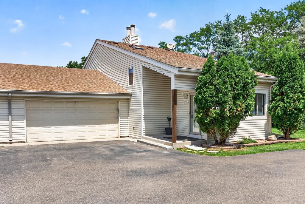 5607 Pompano Drive, Minnetonka, MN 55343