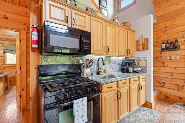 105 Kildare Drive, Bostic, NC 28018