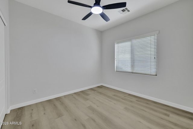 1152 W DESERT HOLLOW Drive, San Tan Valley, AZ 85143