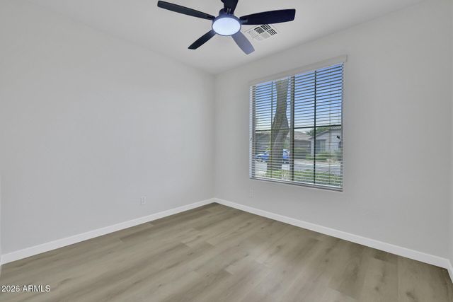 1152 W DESERT HOLLOW Drive, San Tan Valley, AZ 85143