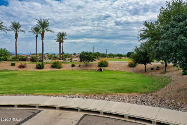 1152 W DESERT HOLLOW Drive, San Tan Valley, AZ 85143