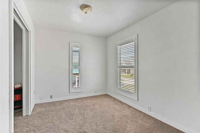 303 Tahiti Road, Tiki Island, TX 77554