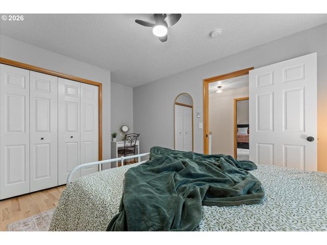3121 N KNOLL Dr, Newberg, OR 97132