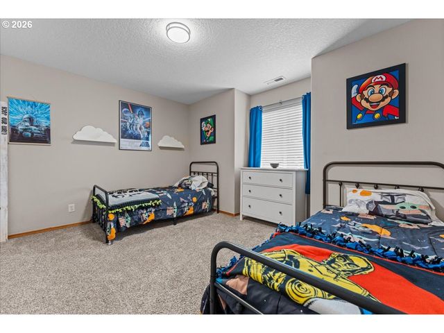 3121 N KNOLL Dr, Newberg, OR 97132