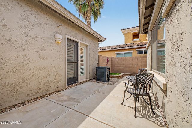 896 E INDIAN WELLS Place, Chandler, AZ 85249