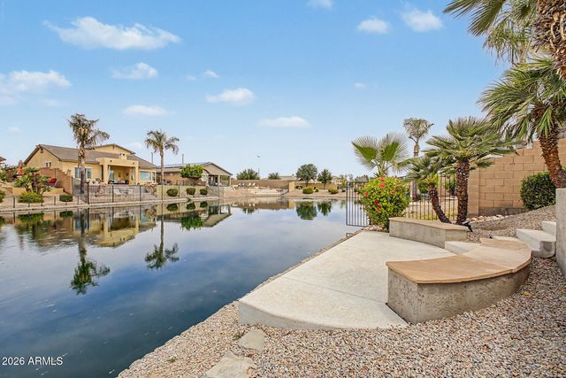 896 E INDIAN WELLS Place, Chandler, AZ 85249