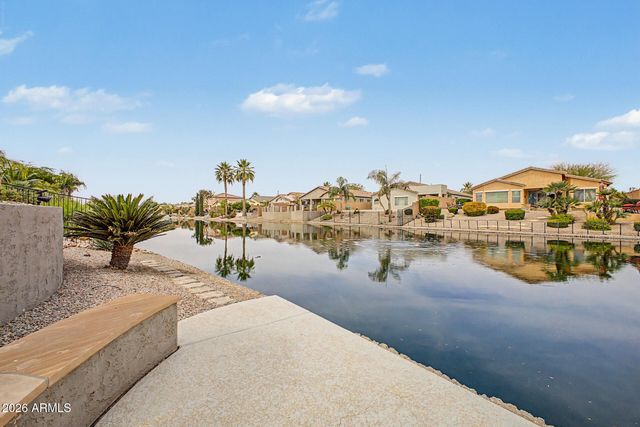 896 E INDIAN WELLS Place, Chandler, AZ 85249