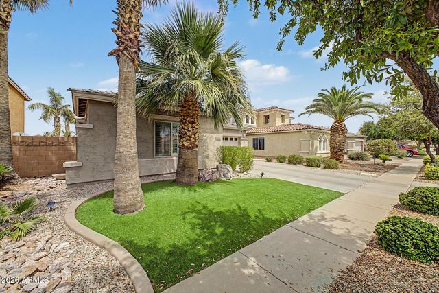 896 E INDIAN WELLS Place, Chandler, AZ 85249