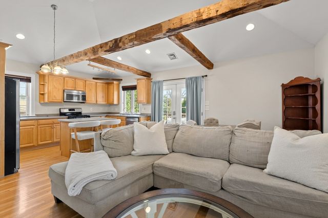 521 Washington Street 3, Abington, MA 02351
