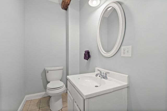 521 Washington Street 3, Abington, MA 02351