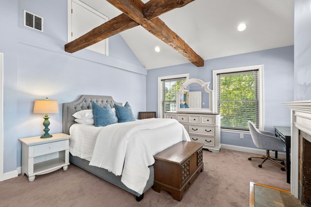 521 Washington Street 3, Abington, MA 02351