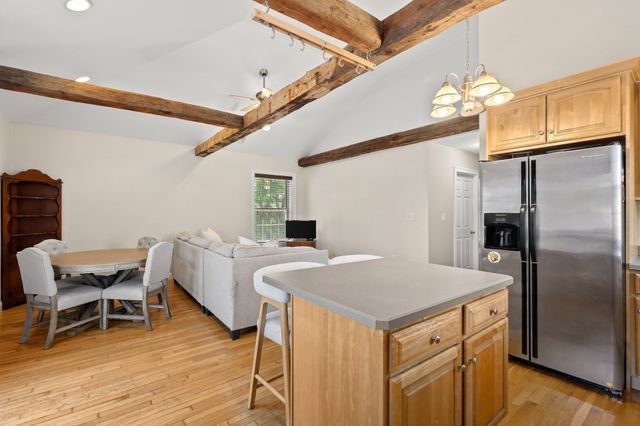 521 Washington Street 3, Abington, MA 02351