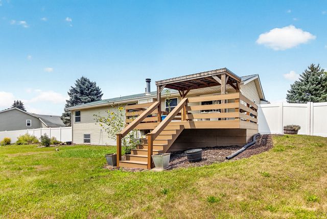 6439 Prairie Flower, Roscoe, IL 61073