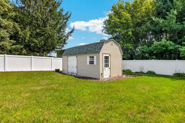 6439 Prairie Flower, Roscoe, IL 61073