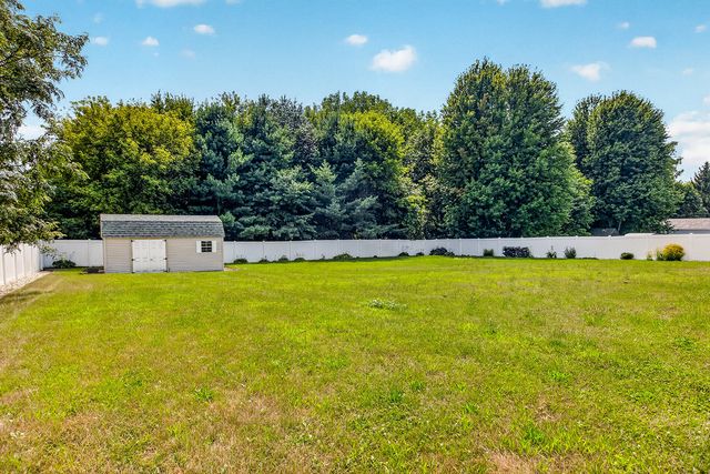 6439 Prairie Flower, Roscoe, IL 61073
