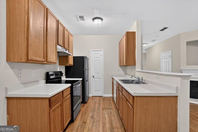 213 Brookview Drive, Riverdale, GA 30274