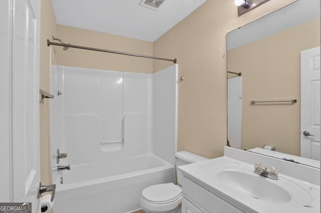 213 Brookview Drive, Riverdale, GA 30274