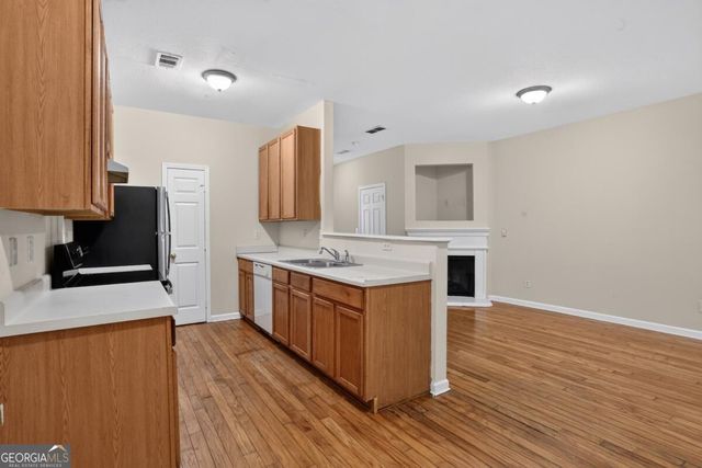 213 Brookview Drive, Riverdale, GA 30274