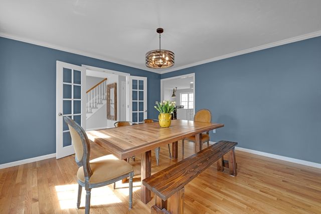 24 Evergreen Ln, Sturbridge, MA 01518