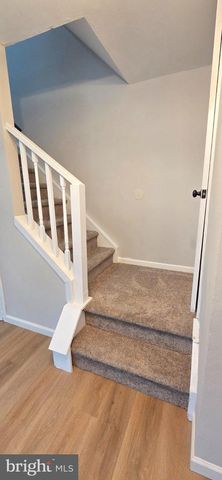 4 LOGAN CT, Sicklerville, NJ 08081