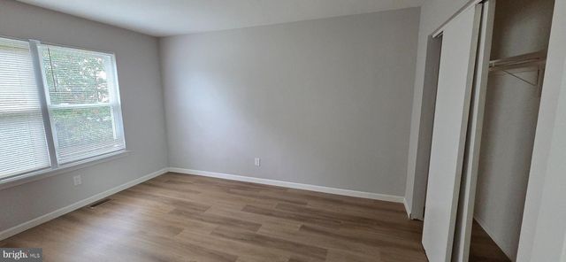 4 LOGAN CT, Sicklerville, NJ 08081