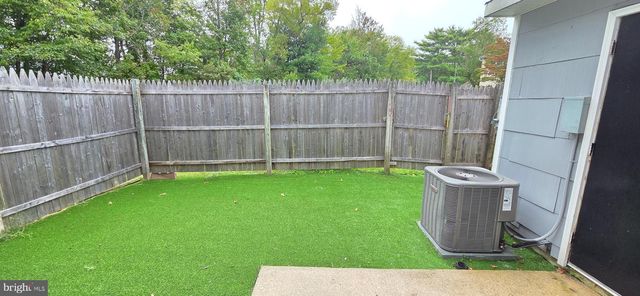 4 LOGAN CT, Sicklerville, NJ 08081