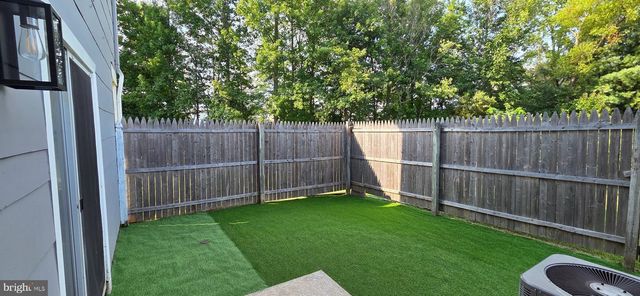 4 LOGAN CT, Sicklerville, NJ 08081