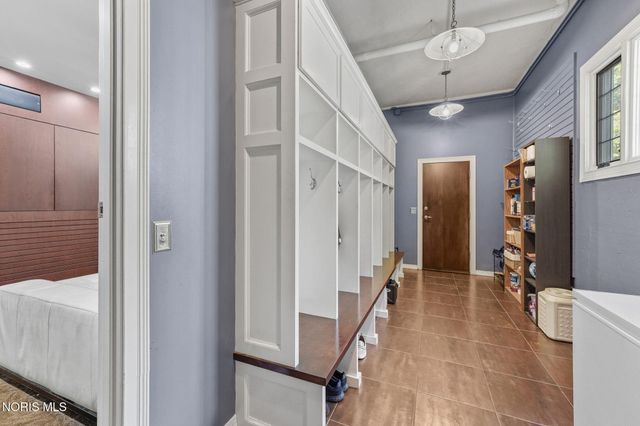 3537 Brookside Road, Ottawa Hills, OH 43606