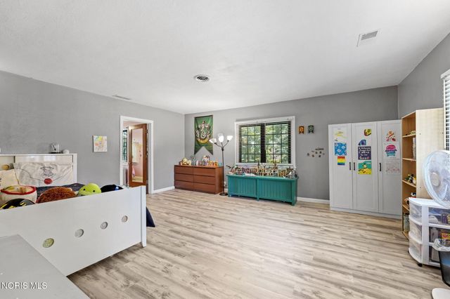 3537 Brookside Road, Ottawa Hills, OH 43606