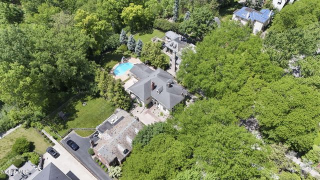 3537 Brookside Road, Ottawa Hills, OH 43606