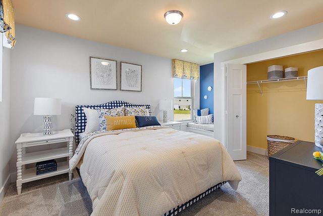 1964 Elizabeth Lane, Ypsilanti, MI 48198