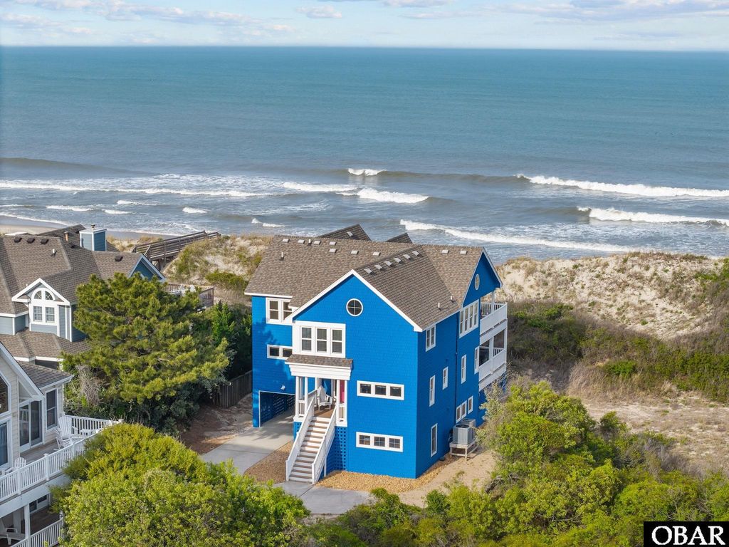 Image 1 of property listing at 601 Wave Arch Lot 49, Corolla, NC 27927