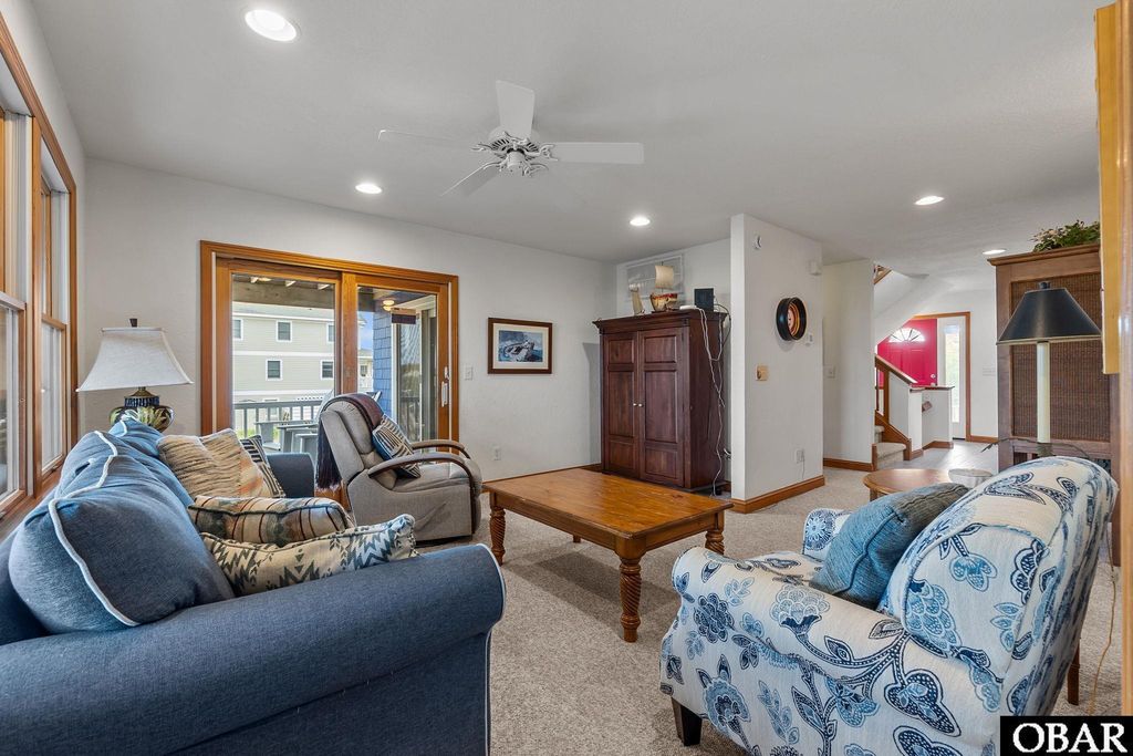 Image 18 of property listing at 601 Wave Arch Lot 49, Corolla, NC 27927