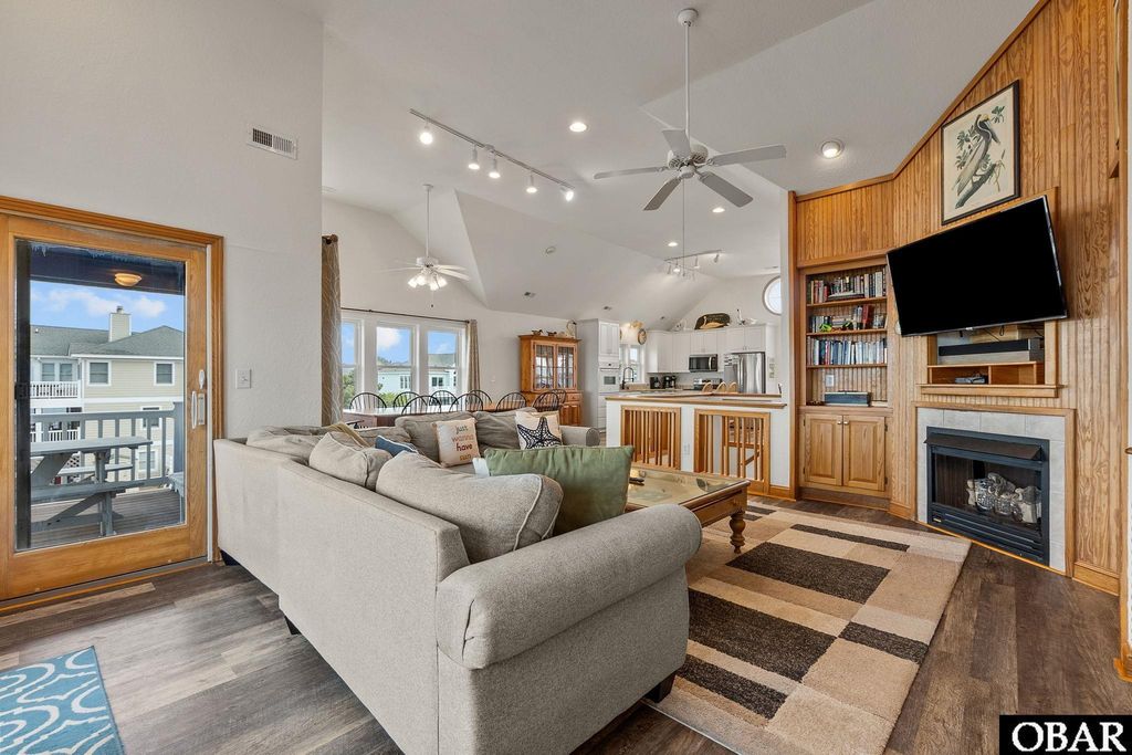 Image 31 of property listing at 601 Wave Arch Lot 49, Corolla, NC 27927