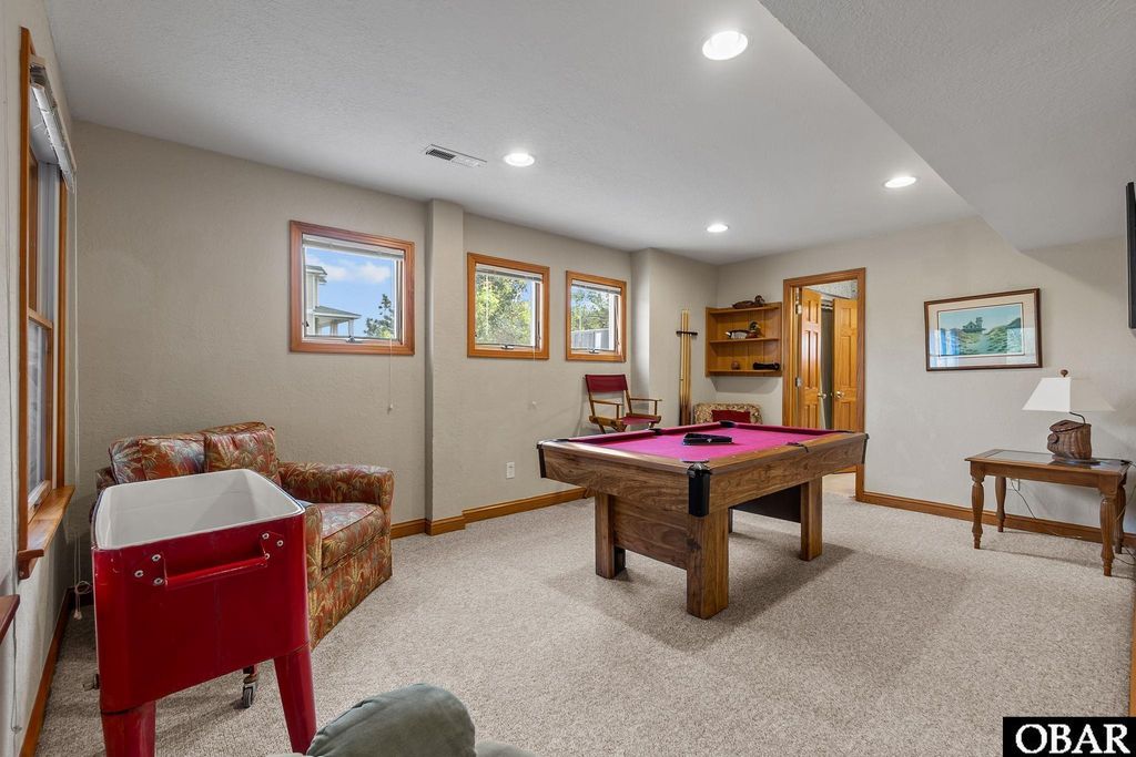 Image 9 of property listing at 601 Wave Arch Lot 49, Corolla, NC 27927