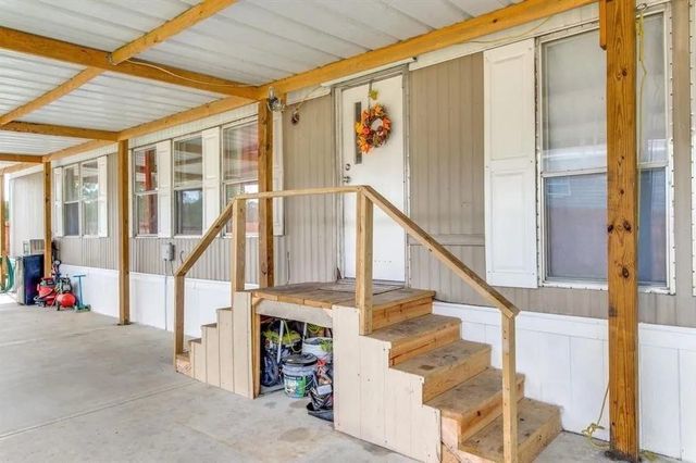505 Road 5202, Cleveland, TX 77327