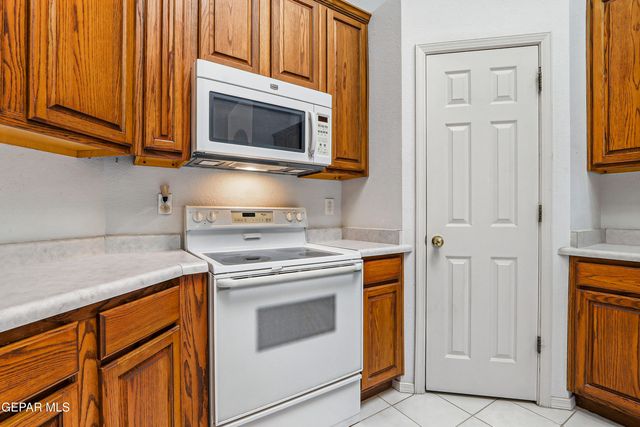 252 Avenida Mirador, Santa Teresa, NM 88008