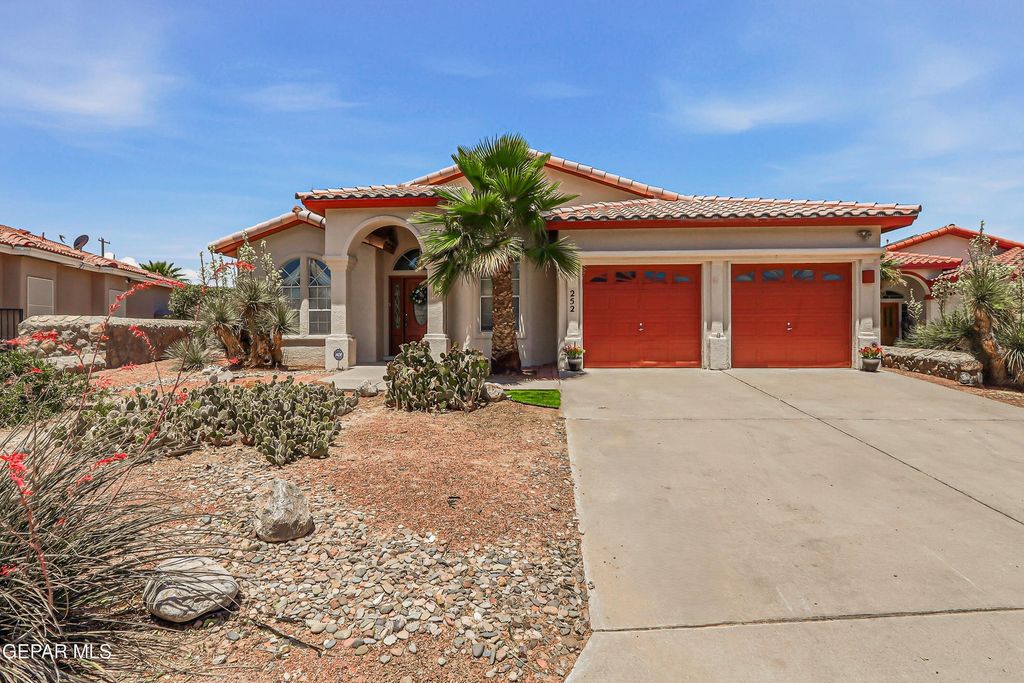 252 Avenida Mirador, Santa Teresa, NM 88008