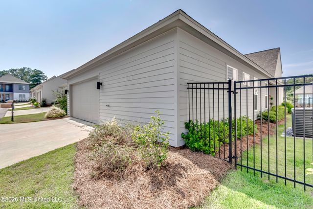 109 Water Street, Madison, MS 39110