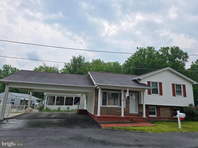 4 S ALTAMONT AVE, Thurmont, MD 21788