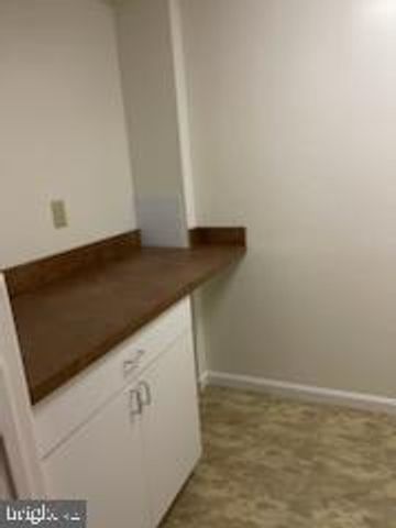 4 S ALTAMONT AVE, Thurmont, MD 21788