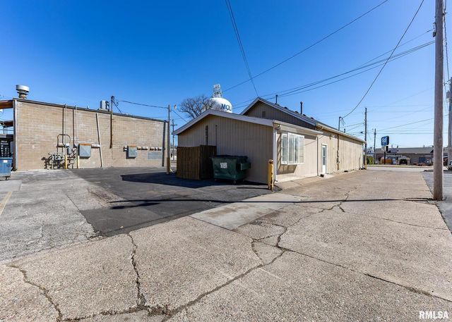 1715 15TH Street Place, Moline, IL 61265