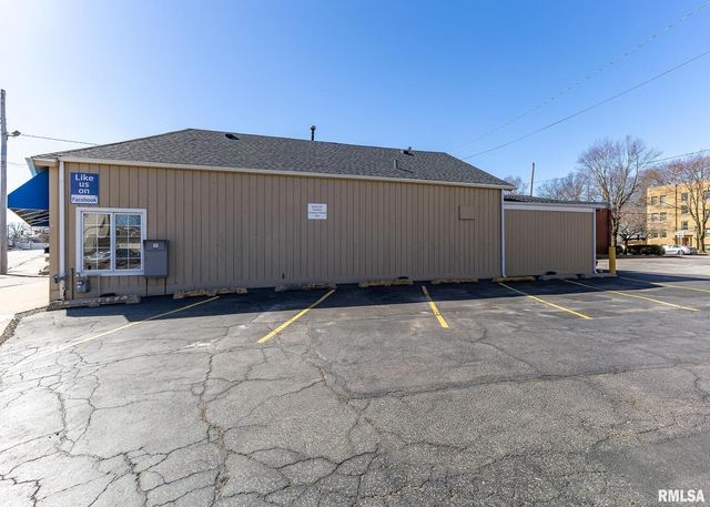 1715 15TH Street Place, Moline, IL 61265