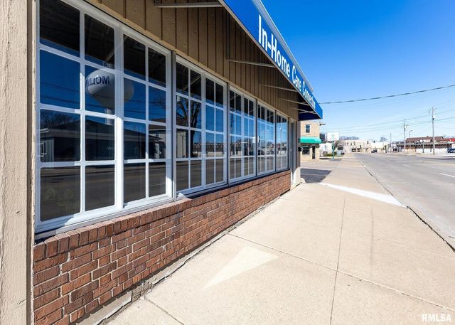 1715 15TH Street Place, Moline, IL 61265