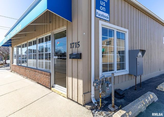 1715 15TH Street Place, Moline, IL 61265