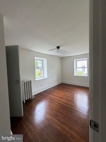 461 W 11TH AVE, Conshohocken, PA 19428