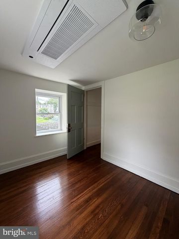 461 W 11TH AVE, Conshohocken, PA 19428