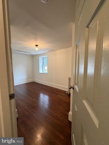 461 W 11TH AVE, Conshohocken, PA 19428